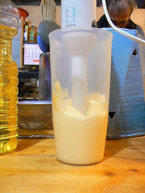 Making mayonnaise